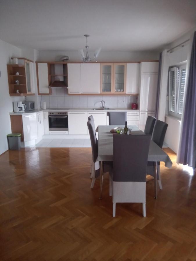 Apartman Teklic Kaštela Εξωτερικό φωτογραφία