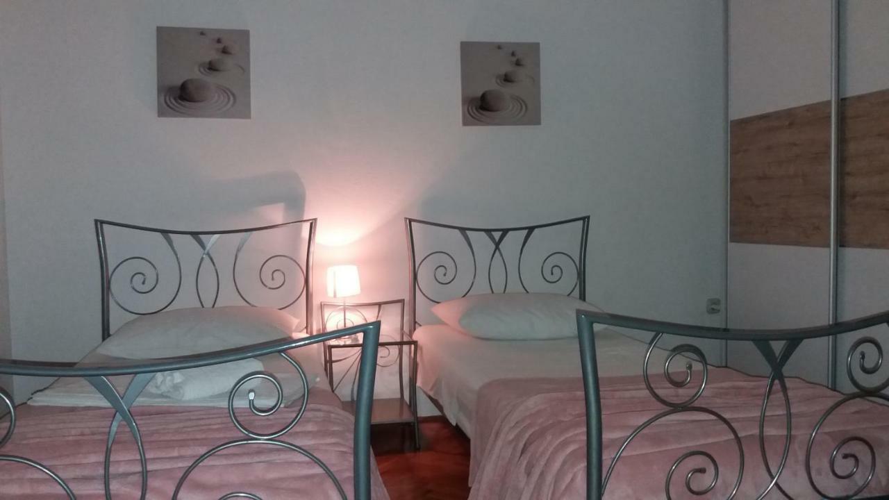 Apartman Teklic Kaštela Εξωτερικό φωτογραφία